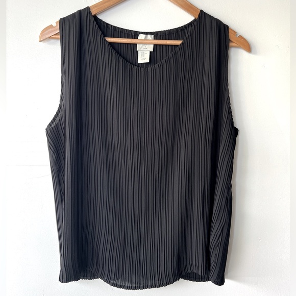 Joie Tops - NWOT Joie Pleated Black Sleeveless Shell Blouse, XL